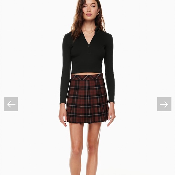 Aritzia Sunday Best Hug 1/2 Zip in Black Size Large - Picture 3 of 4